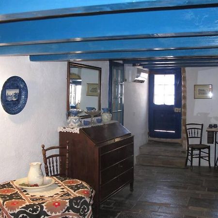 Blue Door Apartment Monemvasía Exterior foto